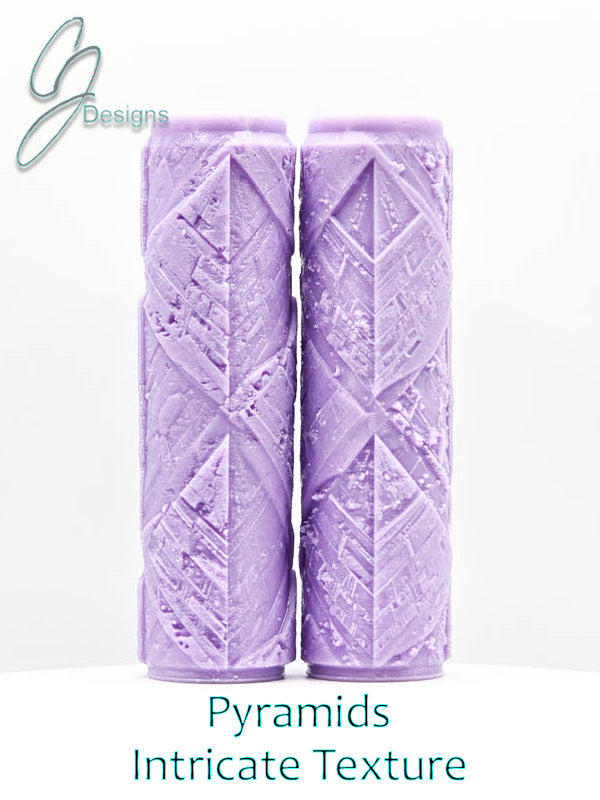 Pyramids Intricate Detail Texture Roller