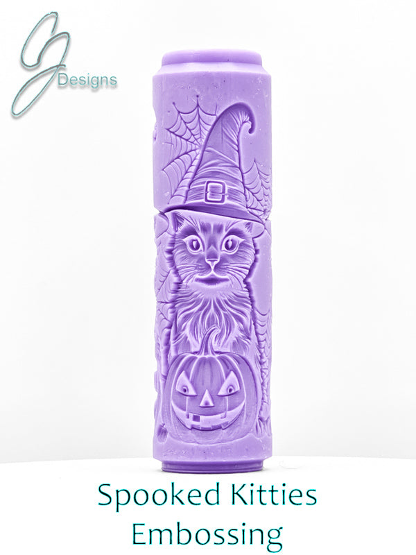Spooked Kitties Intricate Detail Texture Roller